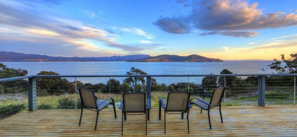 Bruny Island Escapes And Hotel Bruny Alonnah Exterior foto